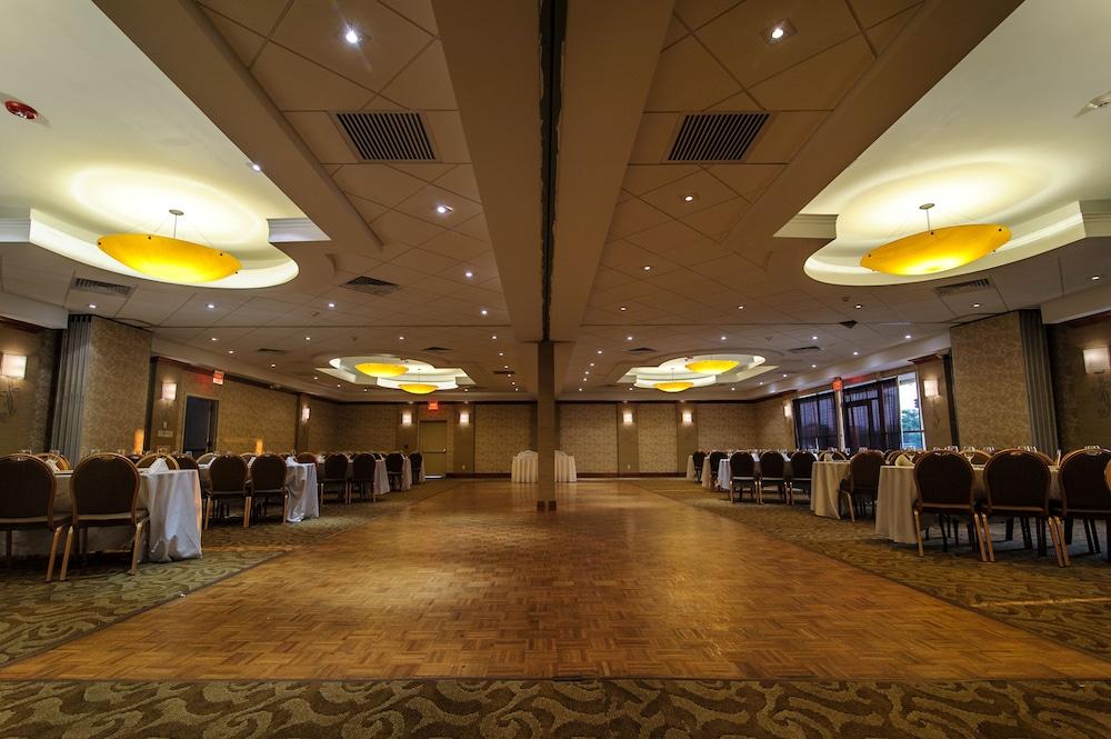 Holiday Inn Plainview-Long Island By Ihg Exterior foto