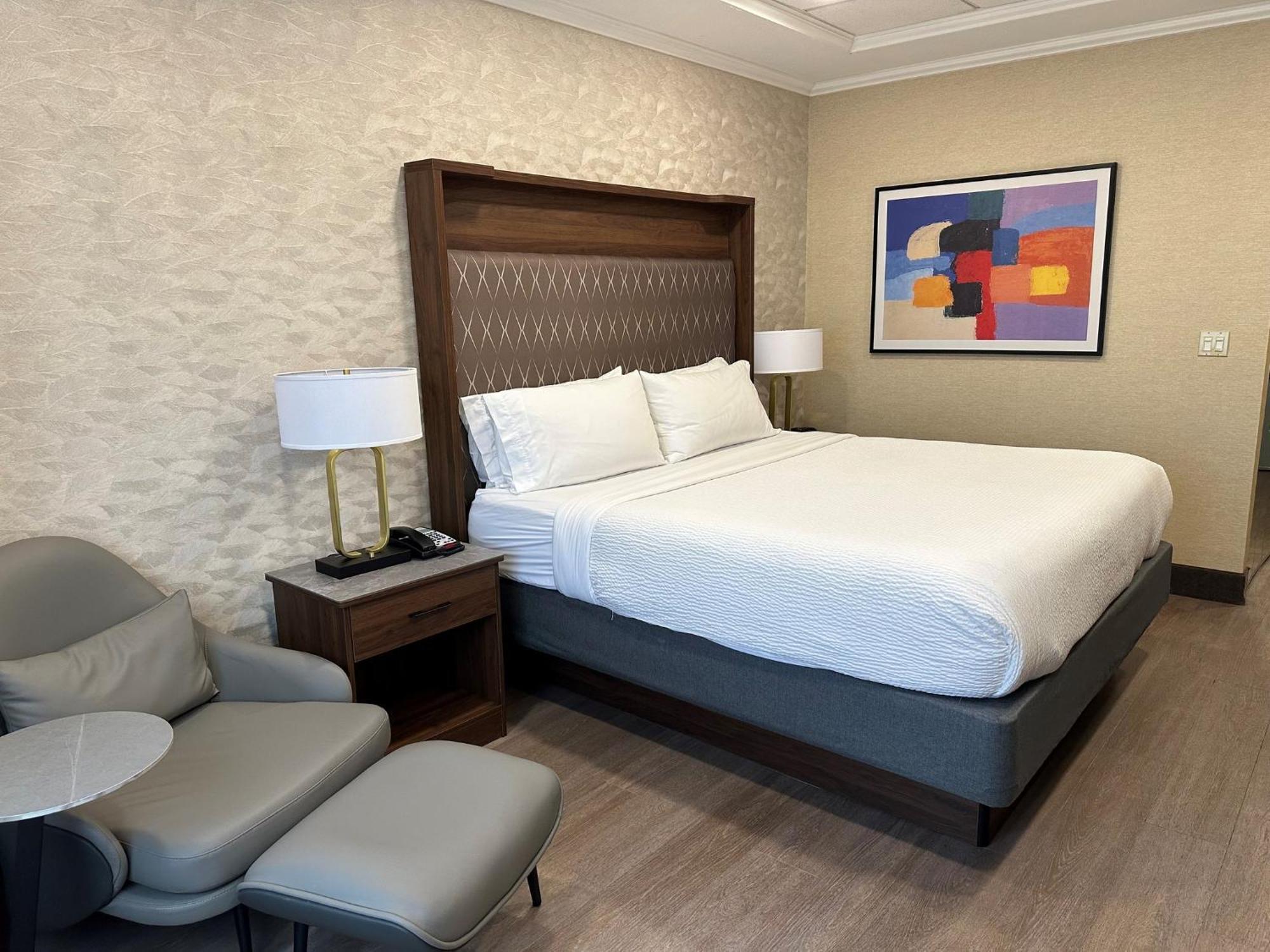 Holiday Inn Plainview-Long Island By Ihg Exterior foto